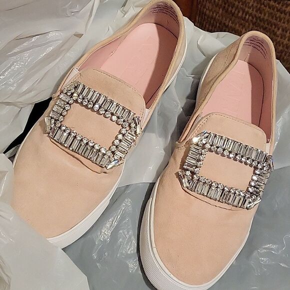 KARL LAGERFELD PARIS
Ermine Embellished Leather Sneakers Light Pink - Picture 2 of 5